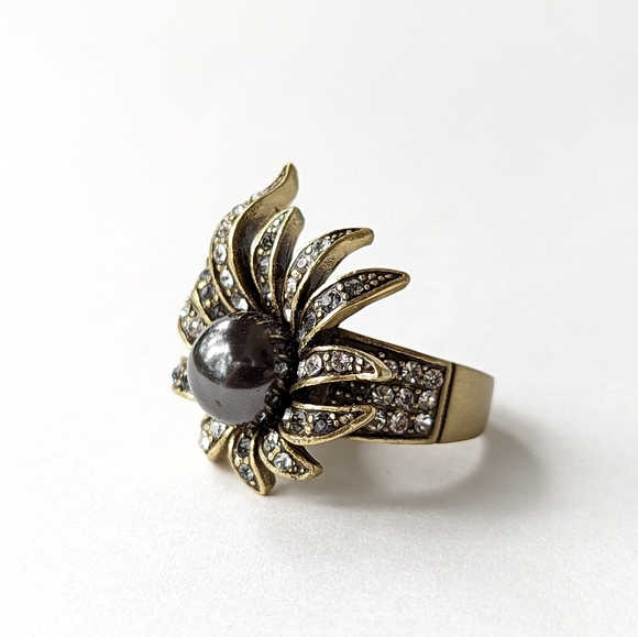 Signed HEIDI DAUS "Sublime Star" Black Statement Ring w/ Rhinestones Size 6.5 - Picture 11 of 12